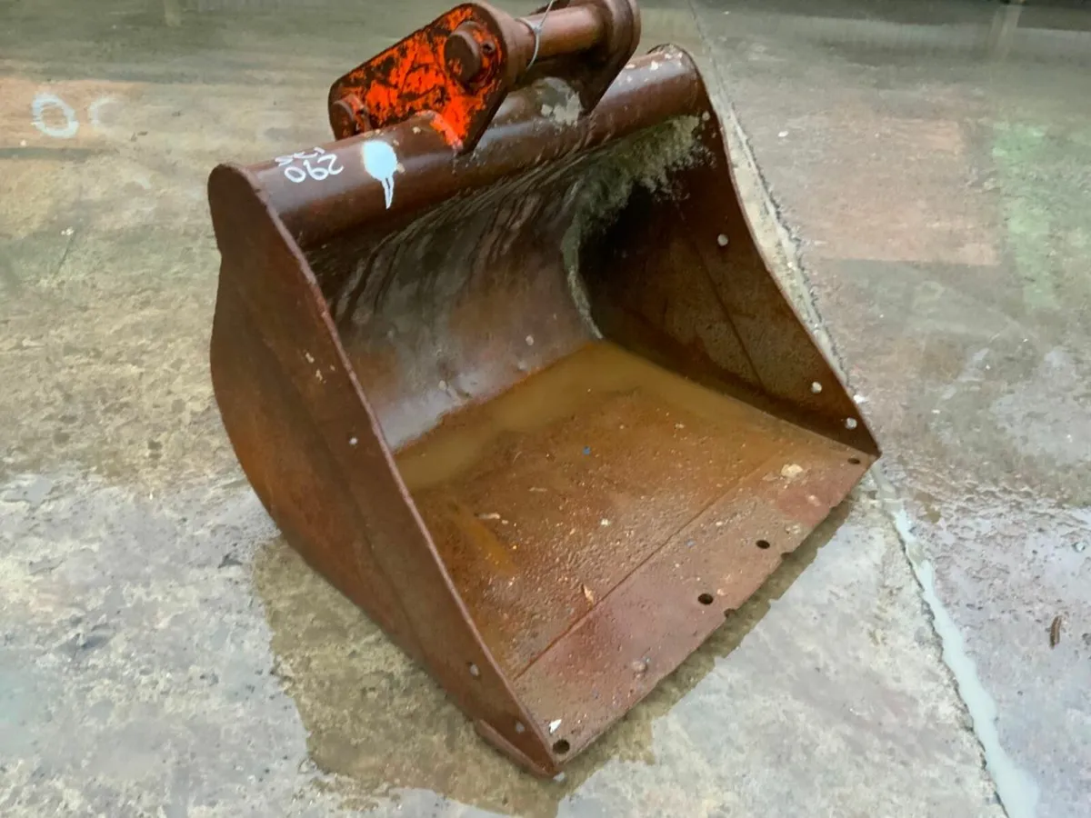 36"  DIGGING BUCKET..........60mm PINS. ......3660 - Image 1