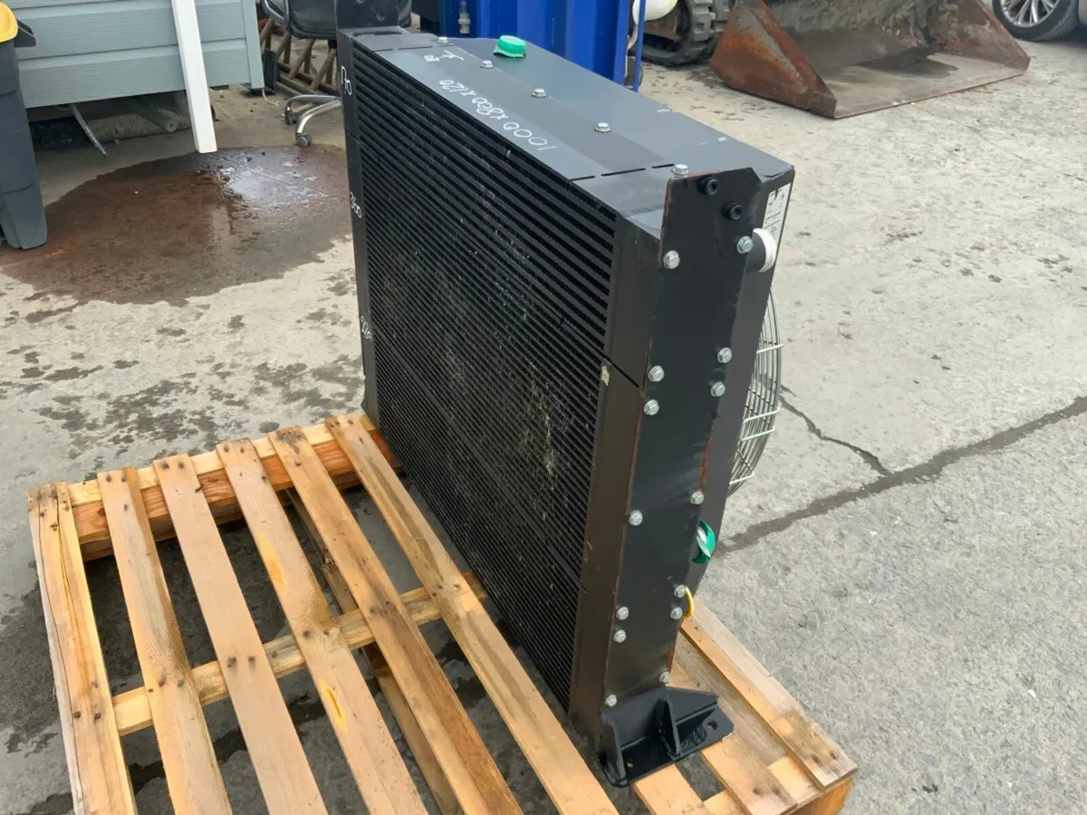 3 CIRCUIT OIL COOLER / RADIATOR ASSEMBLY 1203 - Image 2