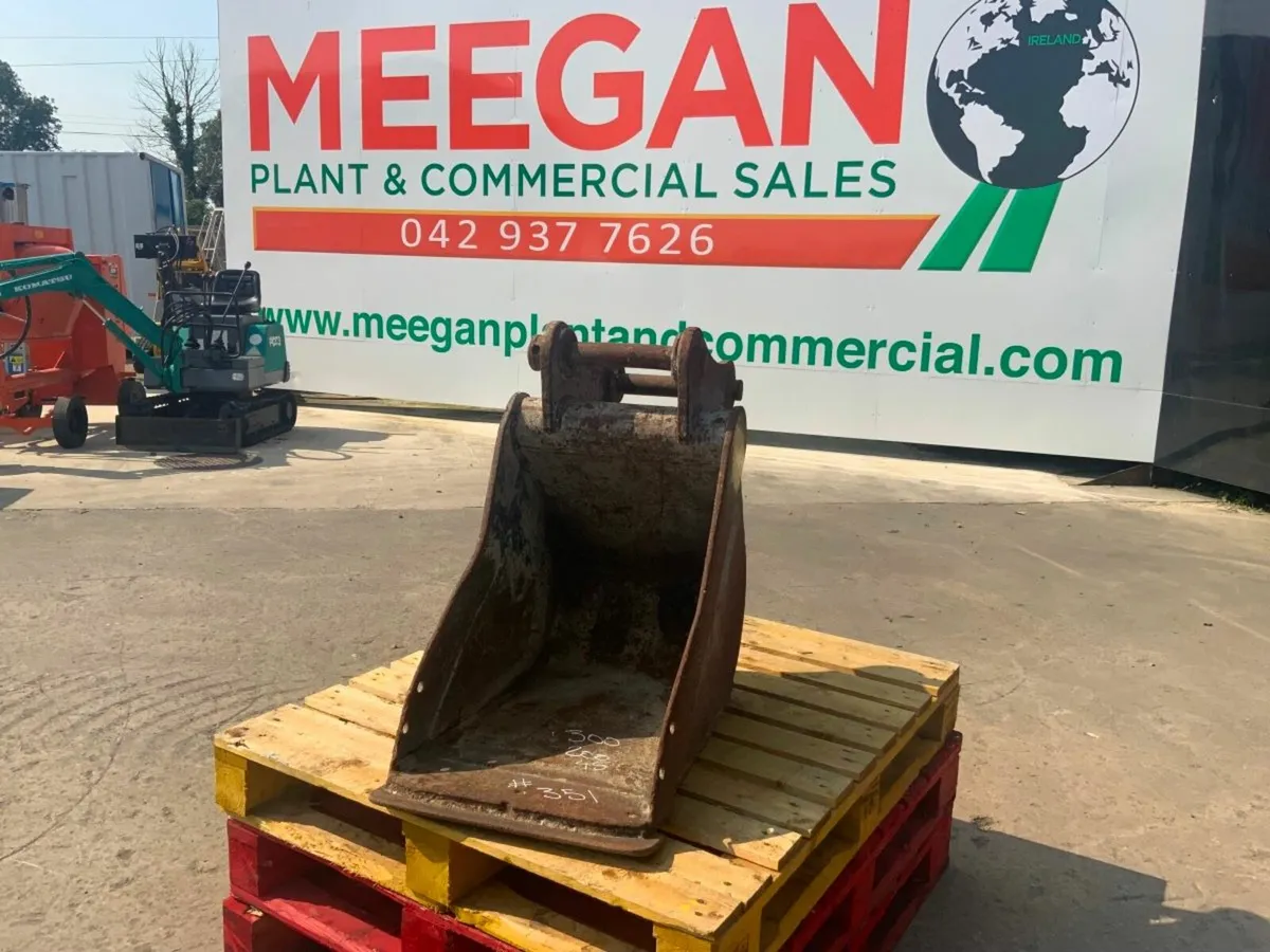 18" DIGGING BUCKET.........45mm PINS.........351. - Image 3