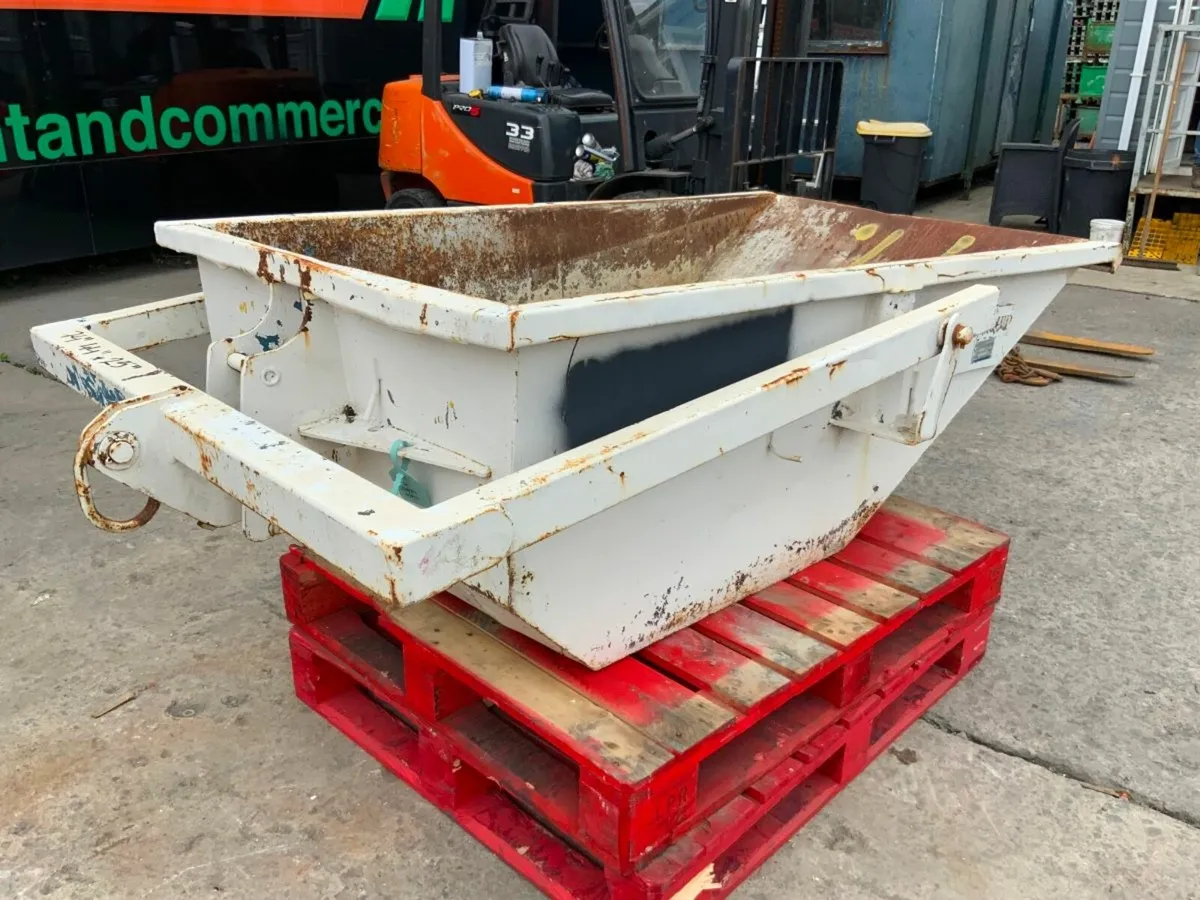 500lts CONQUIP SELF TIPPING BOAT SKIP.....179c. - Image 2