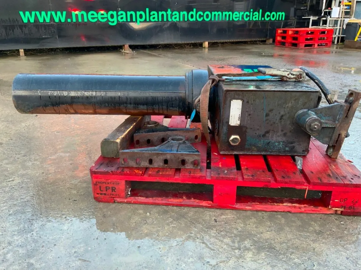 Scania P-Series EDBRO TIPPING RAM & TANK. - Image 2