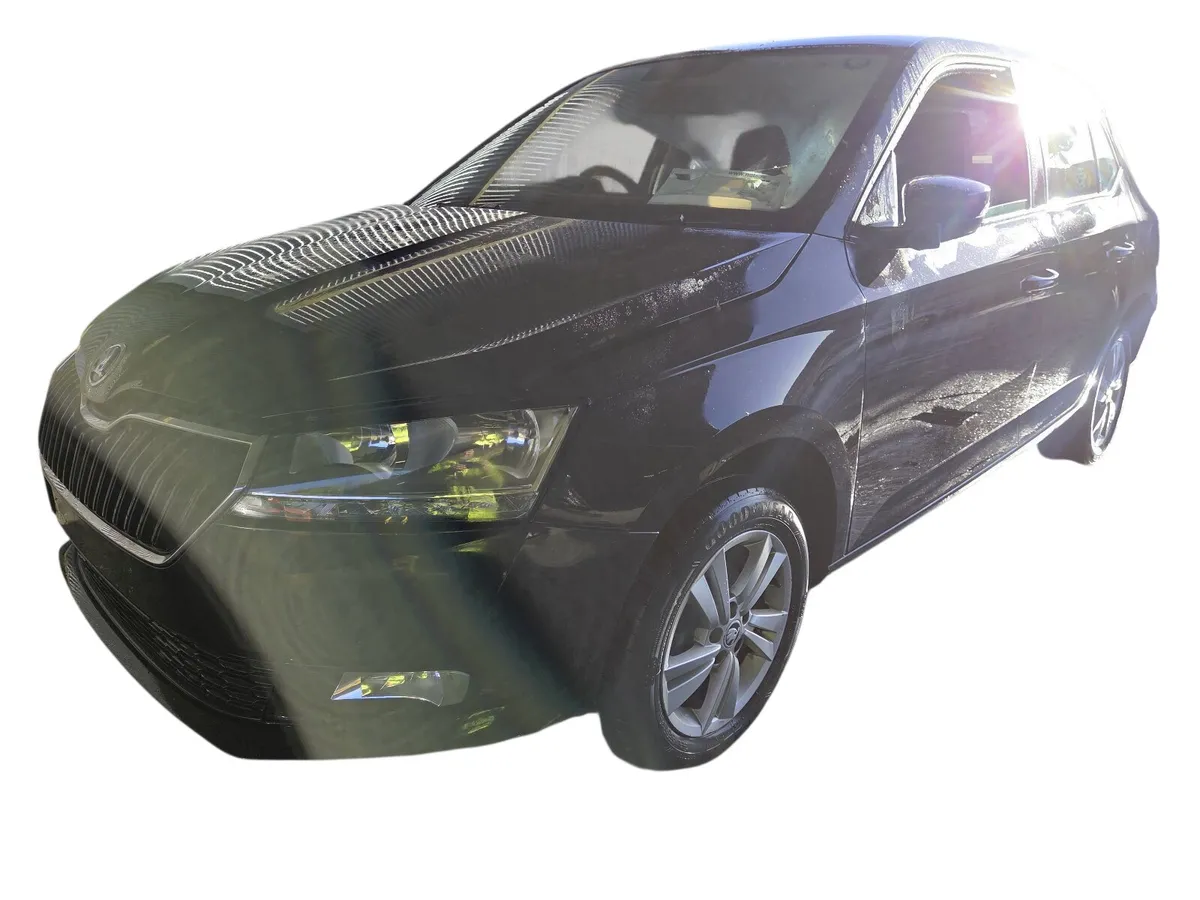 2017 SKODA FABIA For Breaking/Dismantling - Image 2