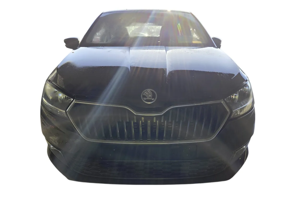 2017 SKODA FABIA For Breaking/Dismantling - Image 1