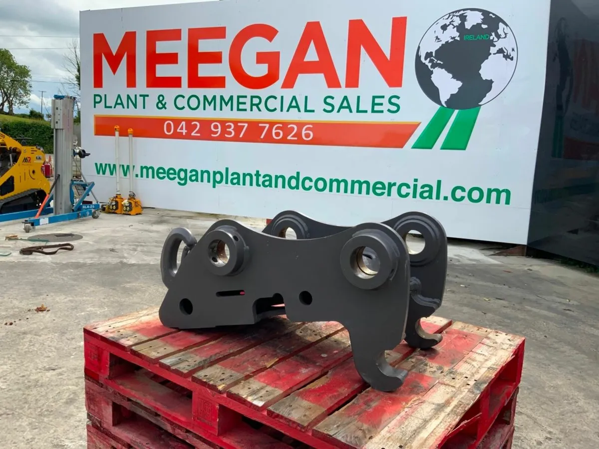 UNUSED VOLVO S1 TYPE QUICK HITCH.........7473. - Image 4