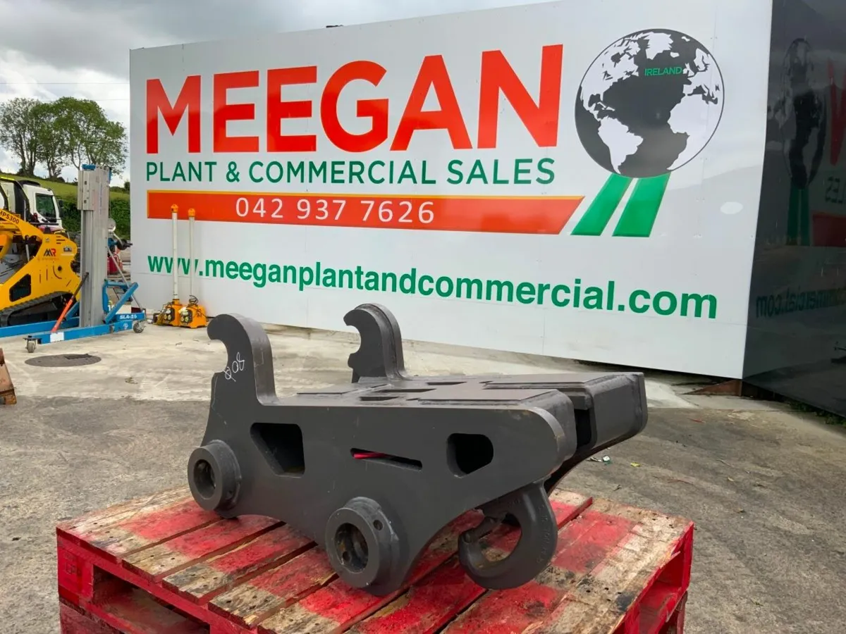 UNUSED VOLVO S2 TYPE HYDRAULIC Q/HITCH....7465. - Image 2