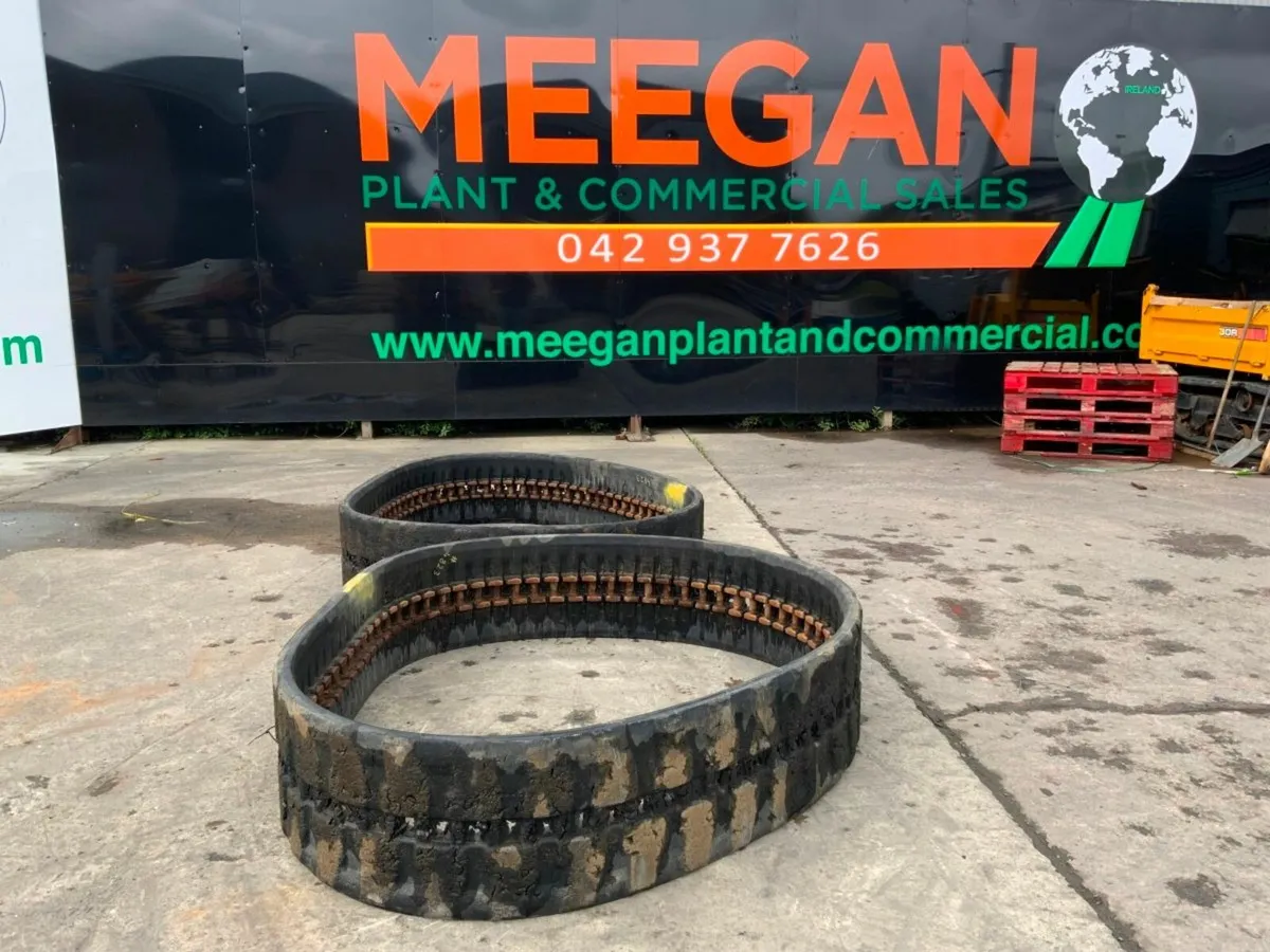 400 x 74 x 73 RUBBER TRACKS..........4823. - Image 1