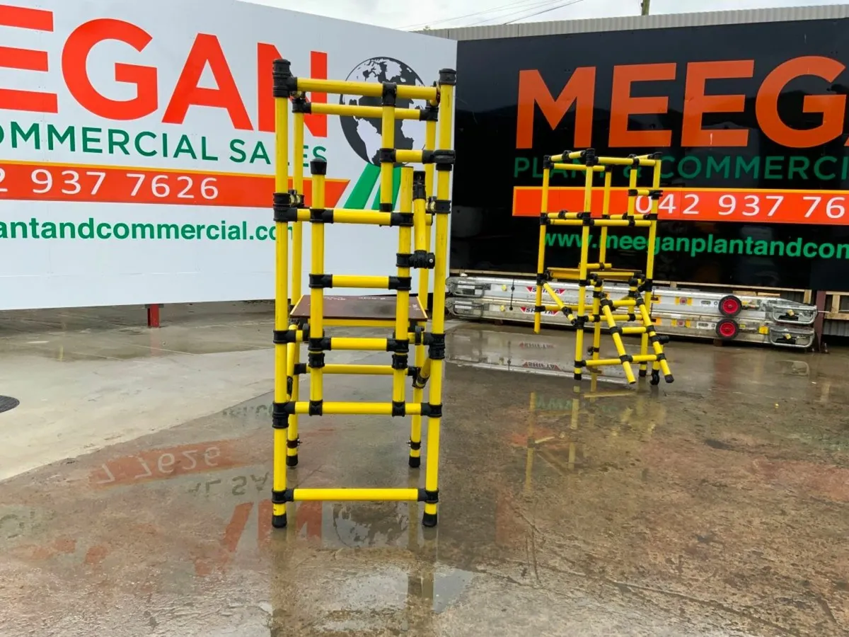 FIBREGLASS / GRP SCAFFOLD PLATFORM.....1164. - Image 2