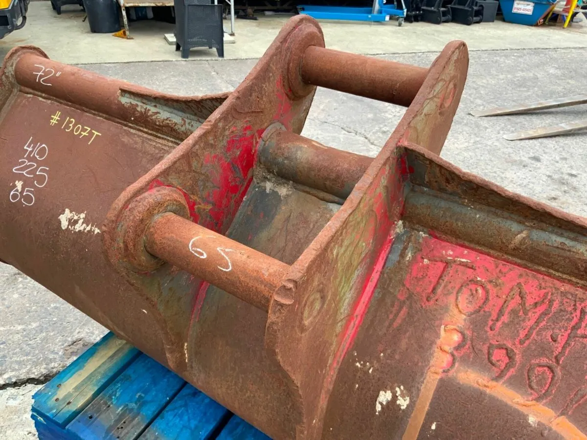 72" GRADING BUCKET.......65mm PINS........1307t. - Image 4