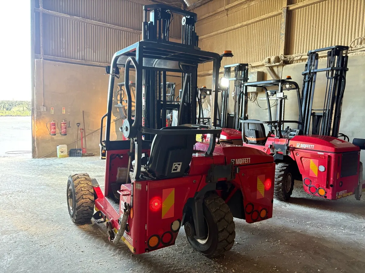 2017 Moffett Mounty M4 20.3 Forklifts - Image 3