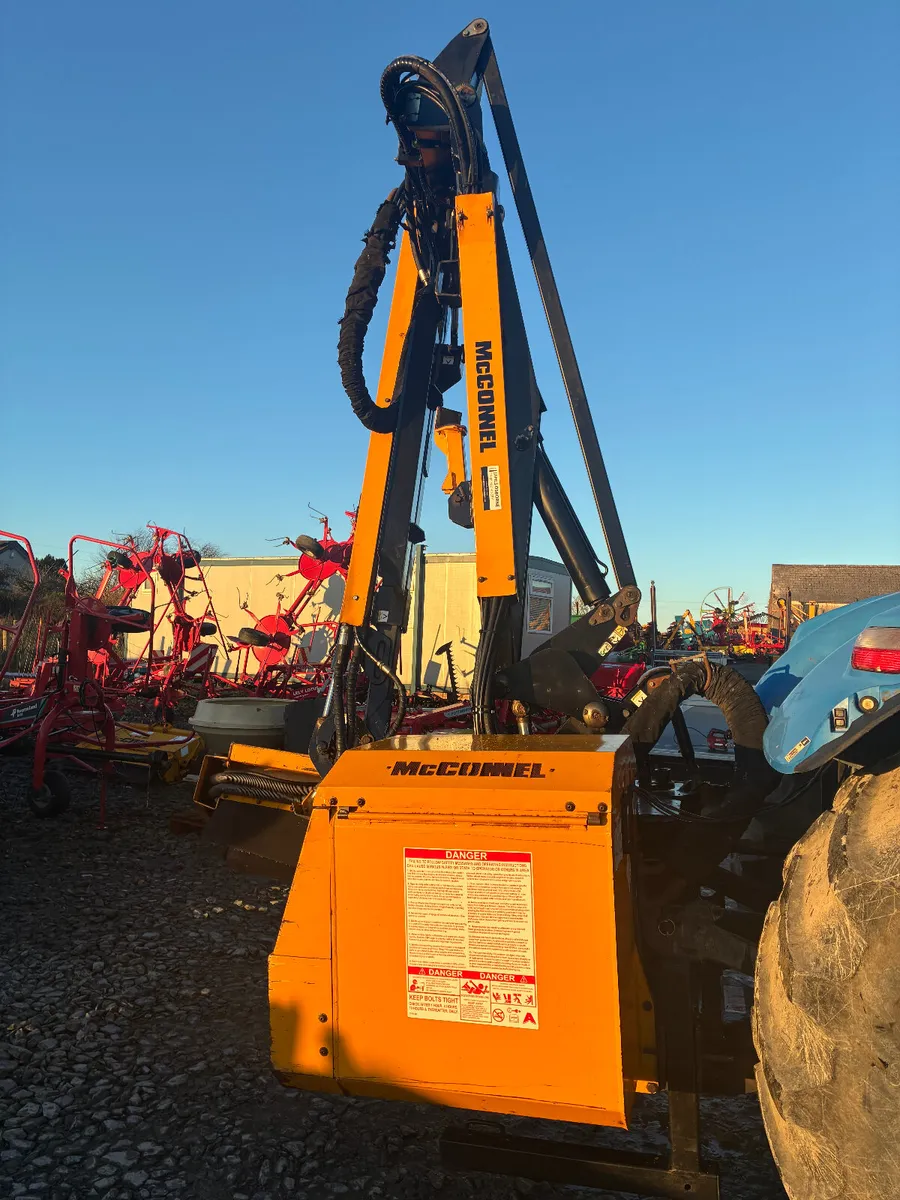 McConnel PA8085T Hedgecutter - Image 4