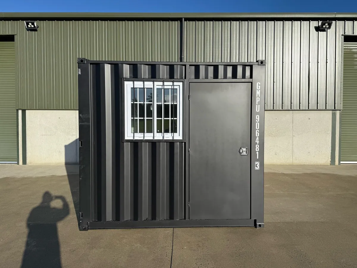 New unused 9ft storage container - Image 3
