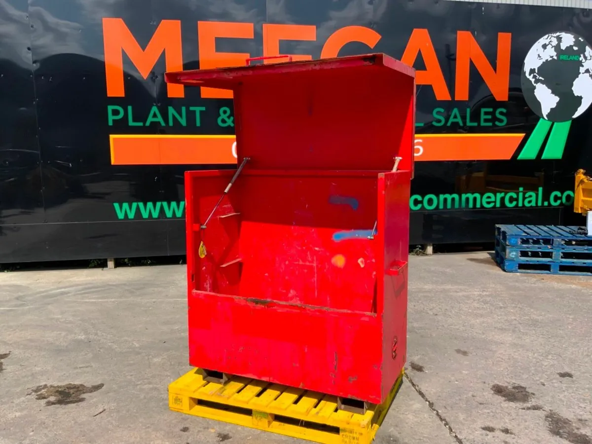 ARMORGARD TOOL CHEST / WORKSHOP VAULT....1374t. - Image 1