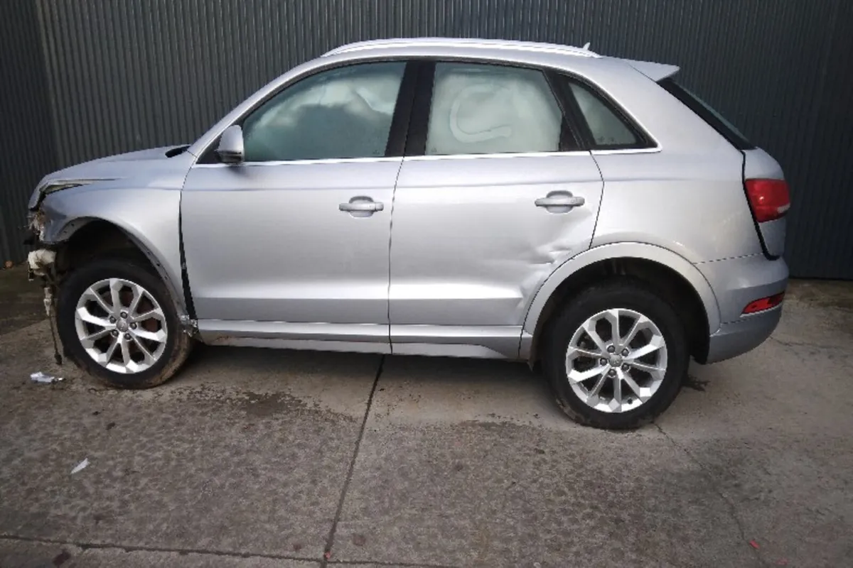 2016 Audi Q3 For Breaking/Dismantling - Image 2