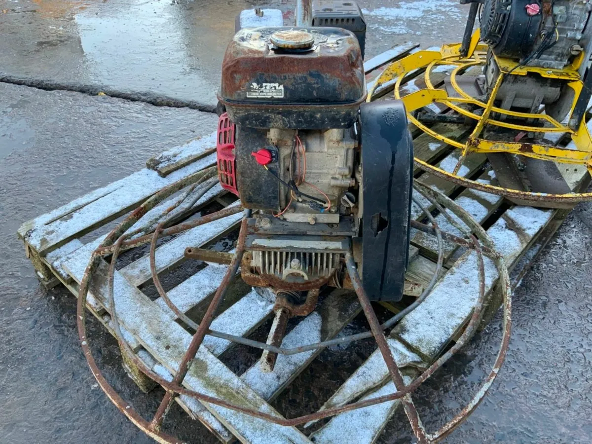 36 inch WHITEMAN POWER FLOAT........REPAIRS. - Image 4