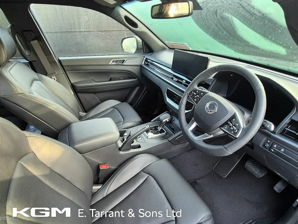 KGM Musso 2.2 - Image 2