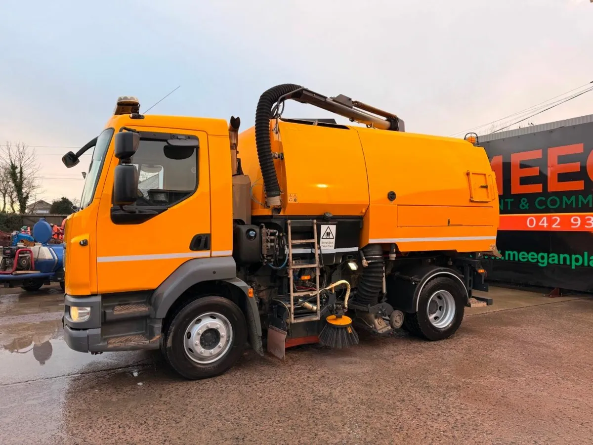 2019 DAF LF...JOHNSTON ROAD SWEEPER...106 KM - Image 3