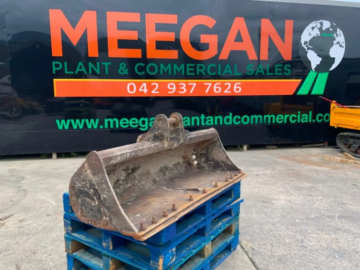 60" RHINOX GRADING BUCKET.....45mm PINS.....689. - Image 1