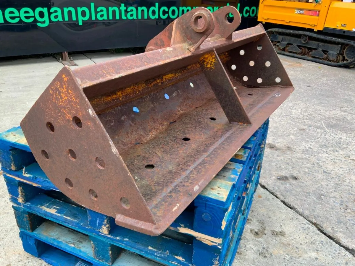 60" GRADING BUCKET.....4-6 TONNE...........1327a. - Image 2