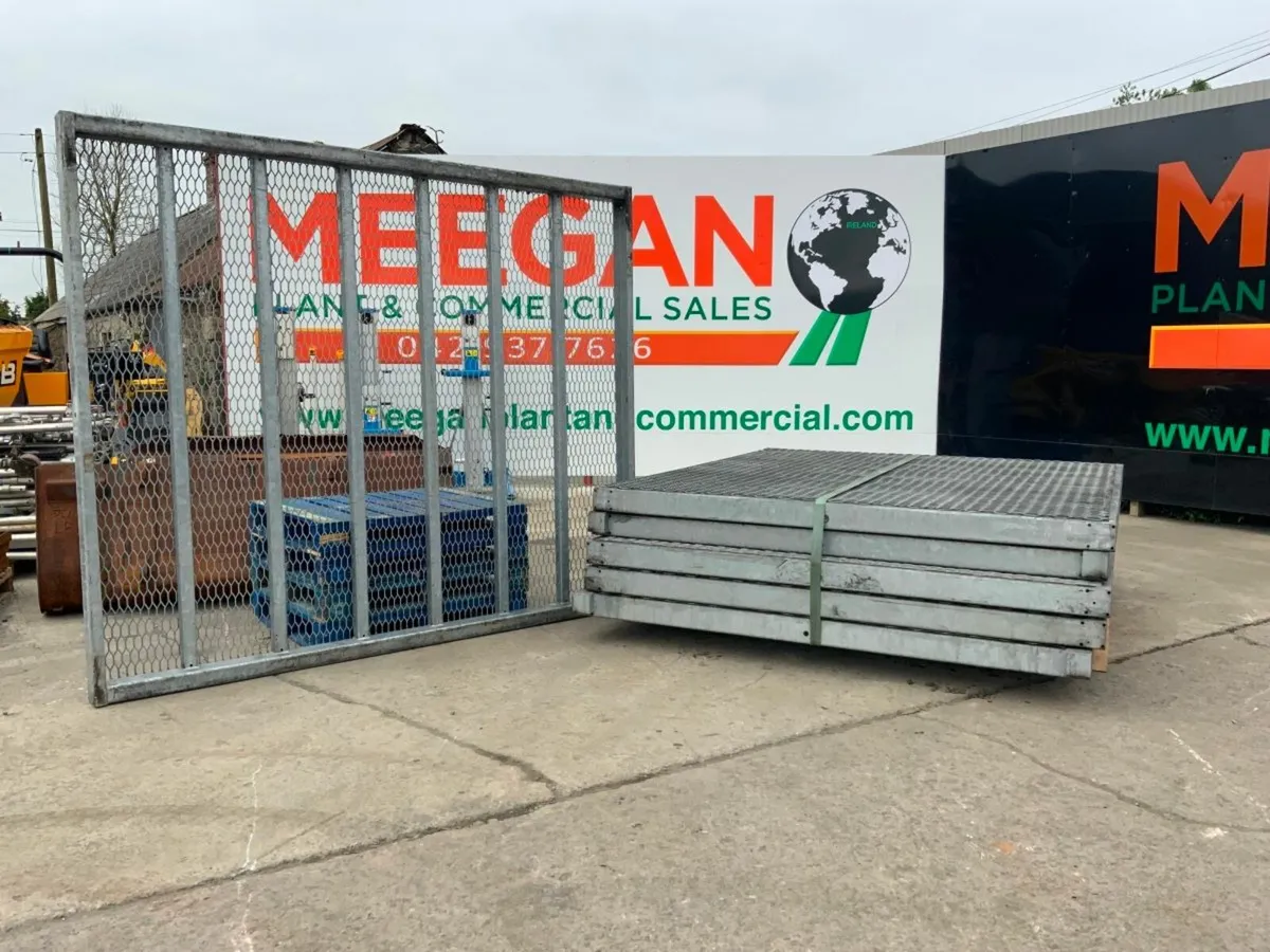 GANTRY PLATFORM / MEZZANINE FLOOR  PANELS...140w - Image 1