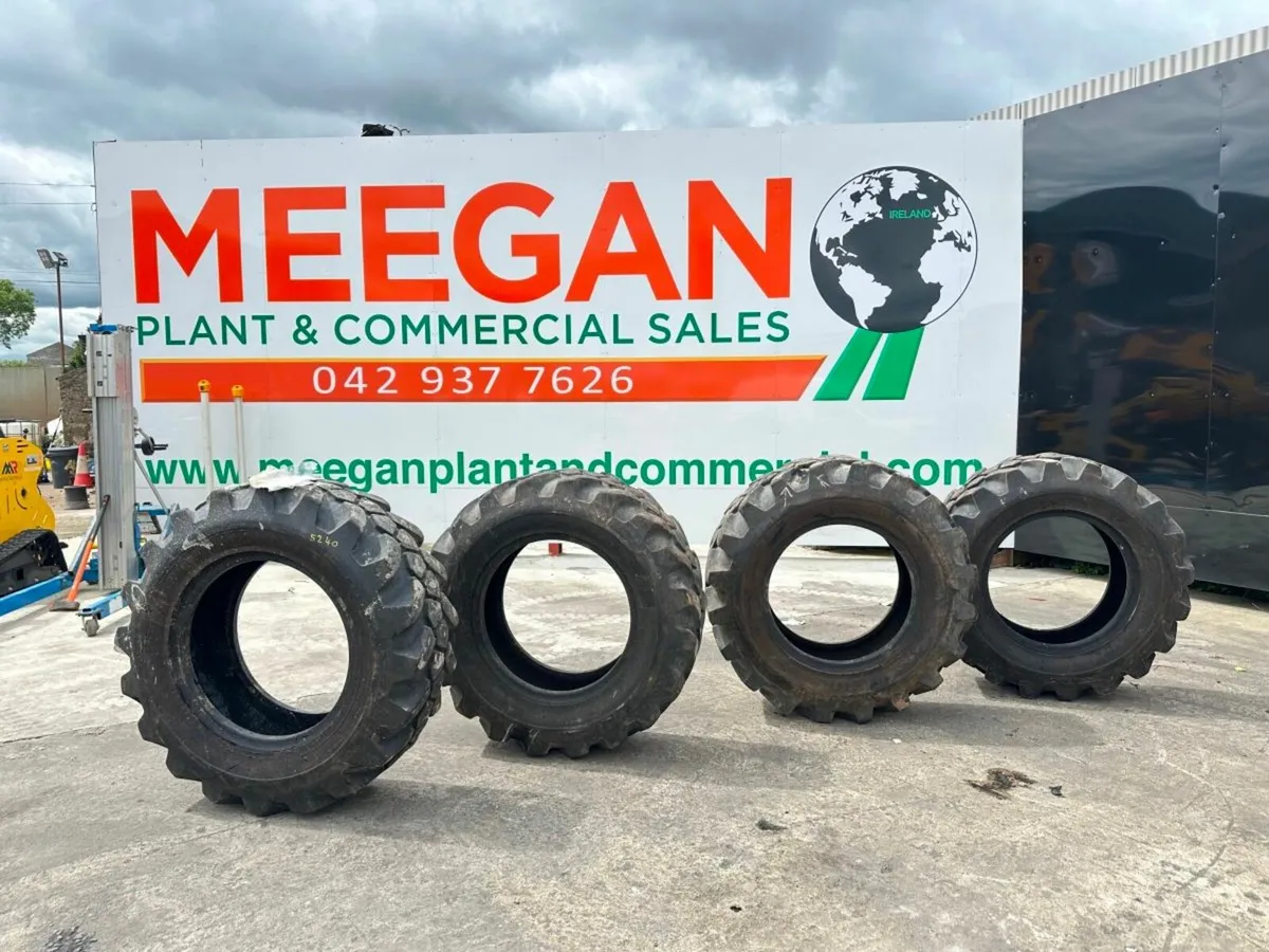 SITE MASTER JCB TELEPORTER TYRES 15.5 - 25 - Image 1