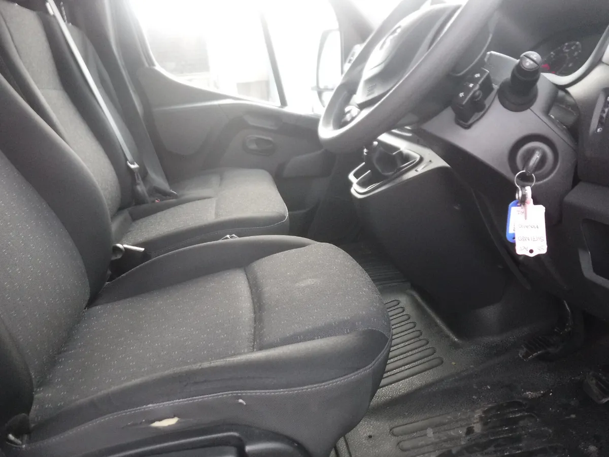 Vauxhall Movano 2021 13ft 6" walk in rear Lo Loade - Image 3