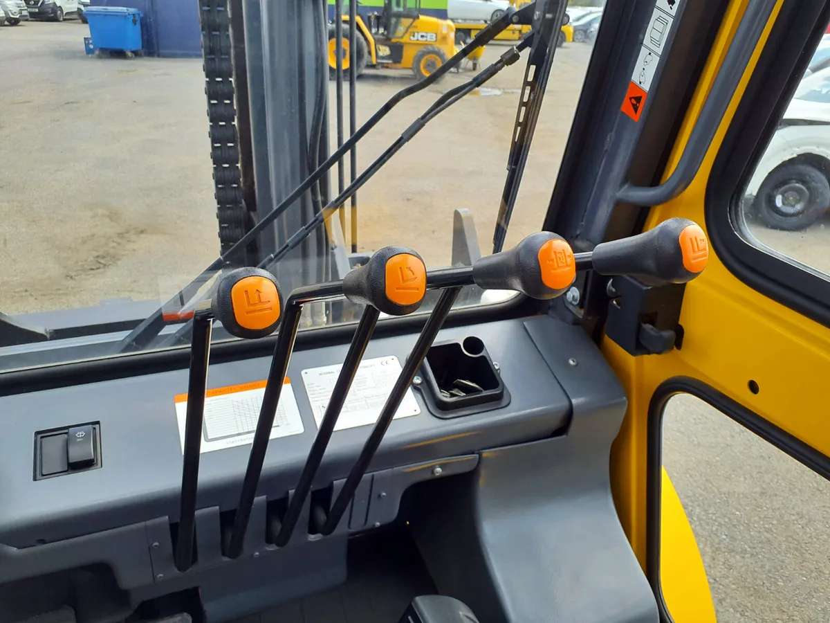 Forklift 10 Ton DGM hi specification 2025 - Image 4