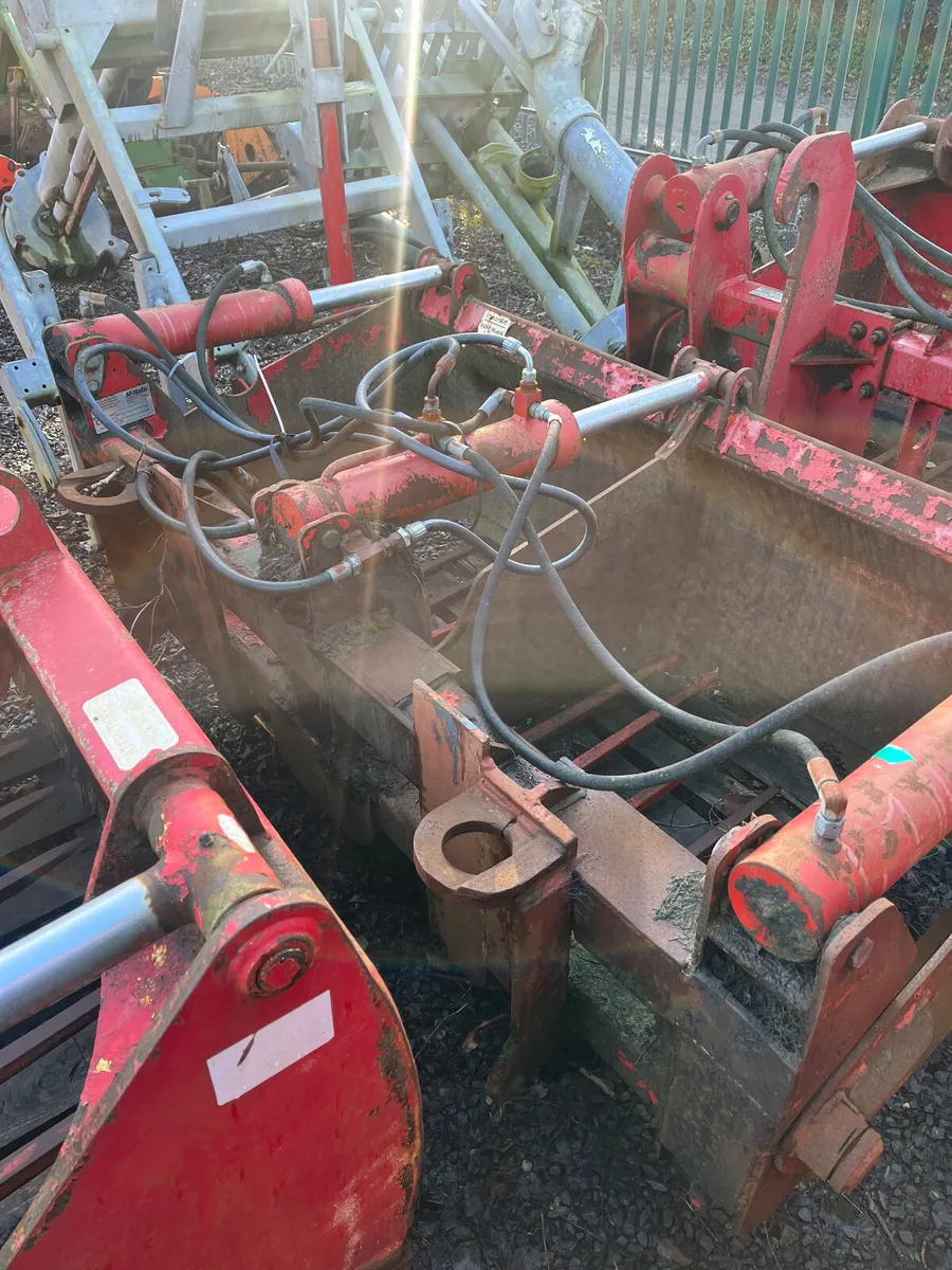 Second hand shear grabs - Image 4