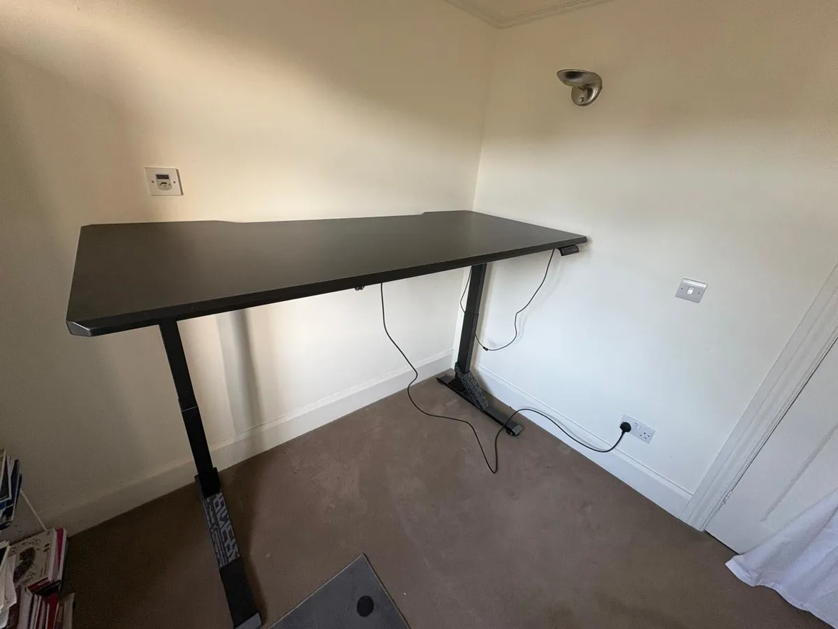 Office/Home desk - Image 2