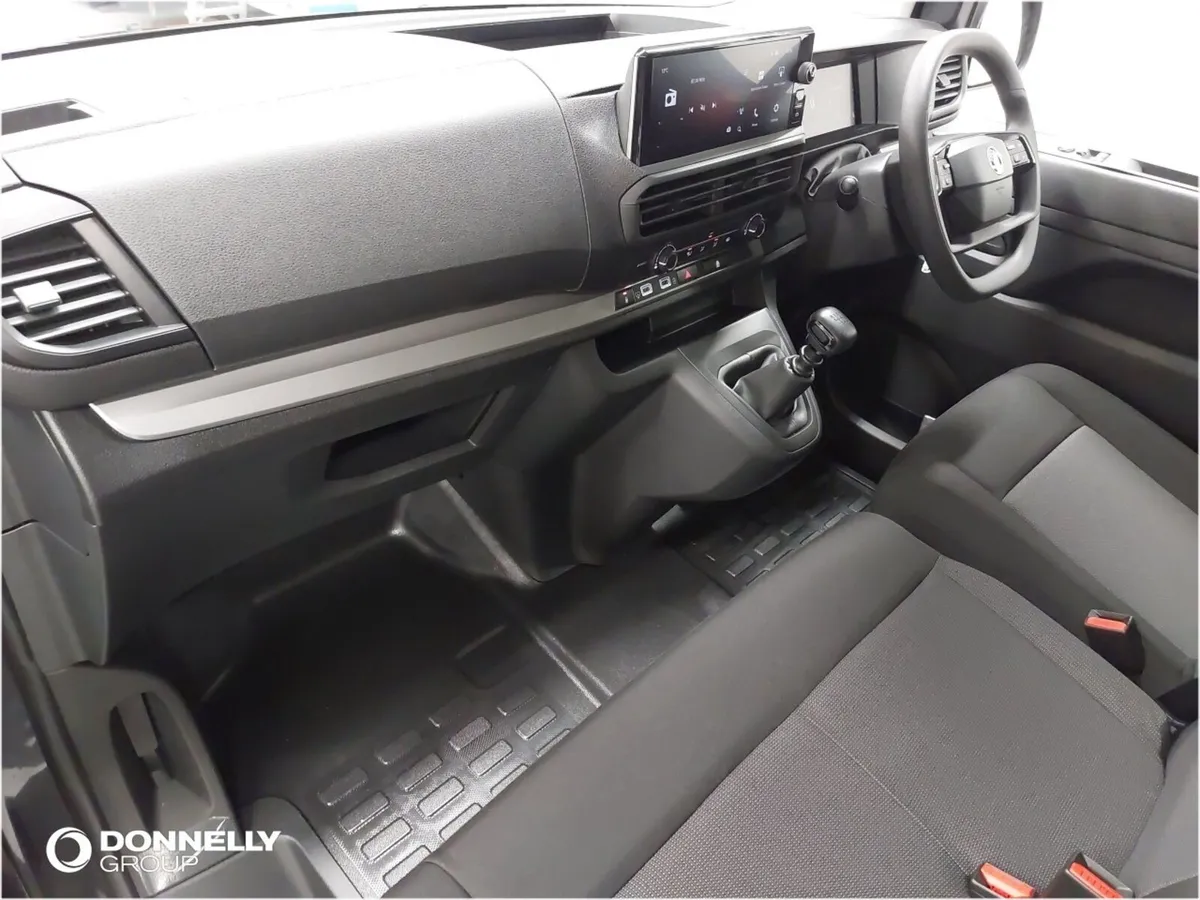 Vauxhall Vivaro Diesel Prime - Image 4