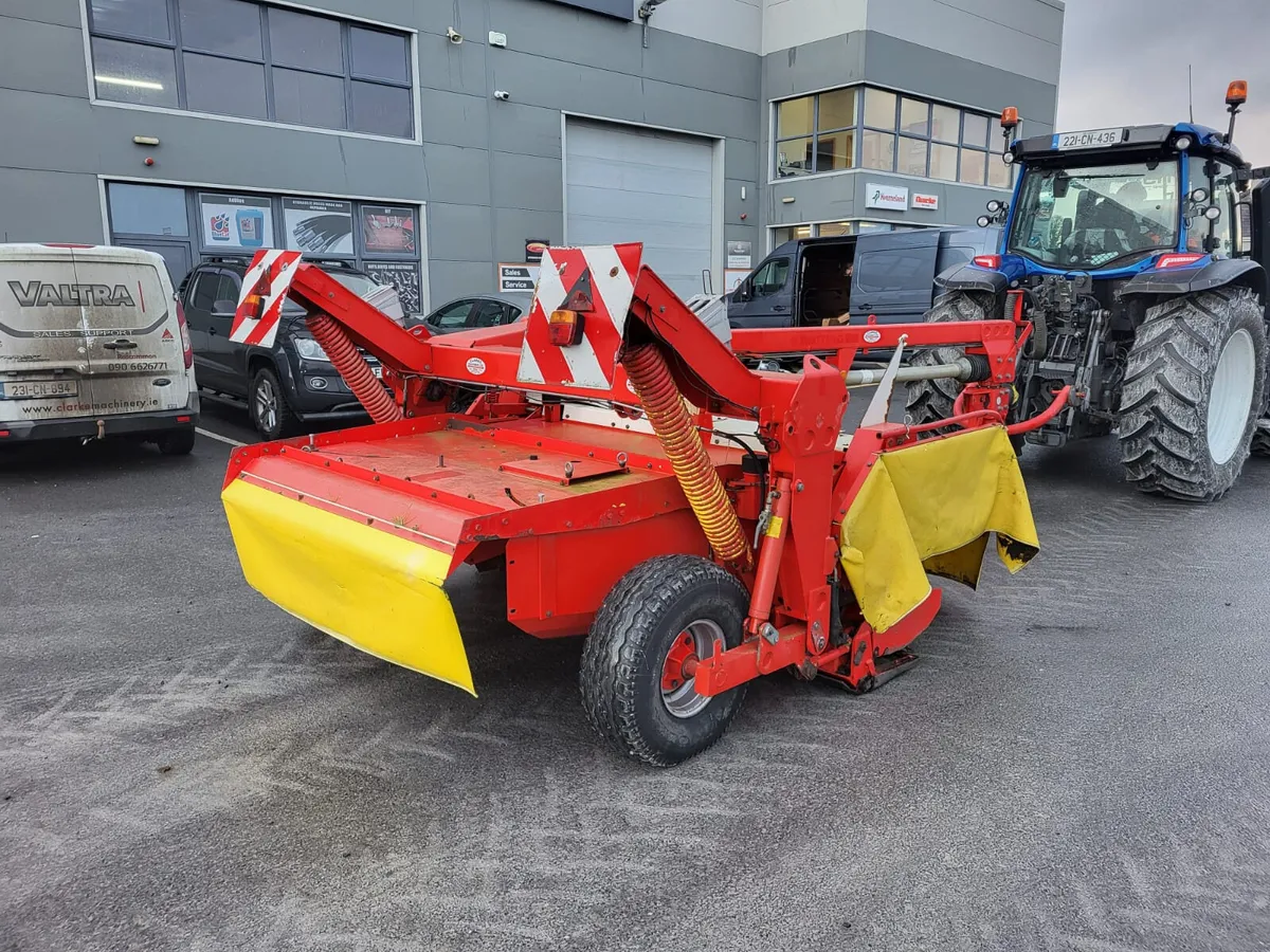 Pottinger 8ft Trailed Mower - Image 3