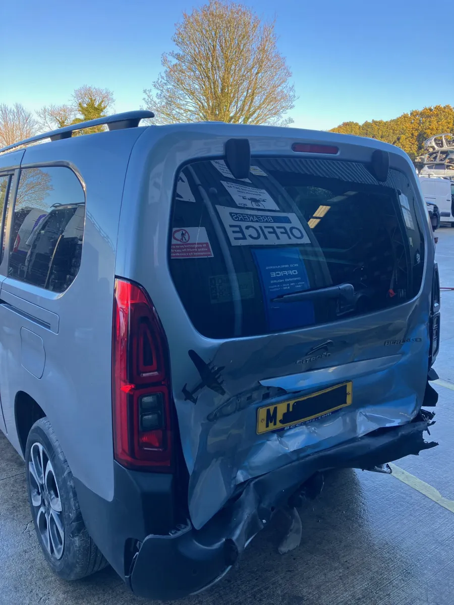 2022 citreon berlingo flair parts breaking - Image 2