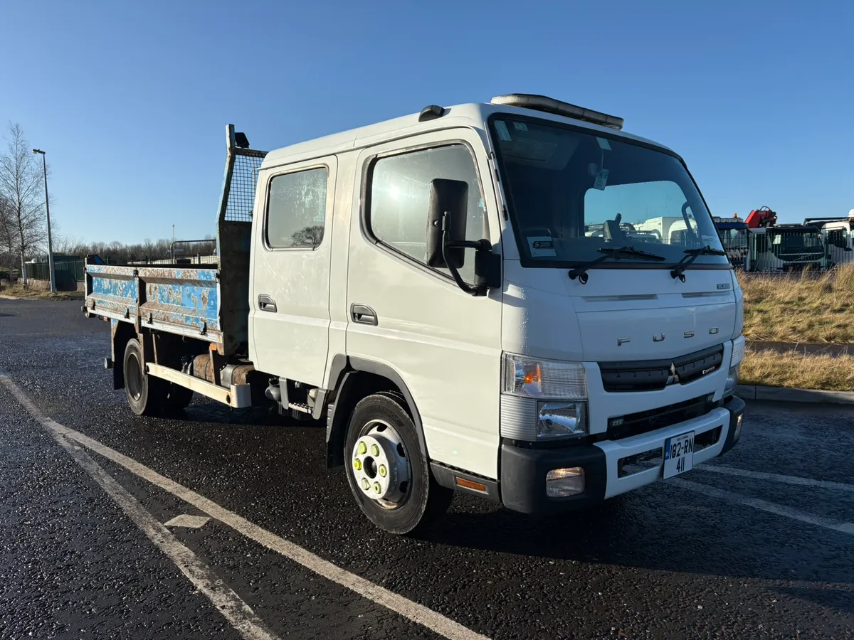 Mitsubishi Crew Cab Tipper - Image 2