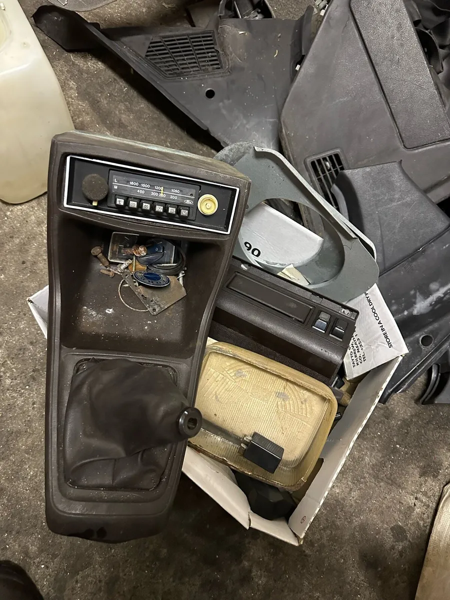 Ford Escort mk2 PARTS - Image 2