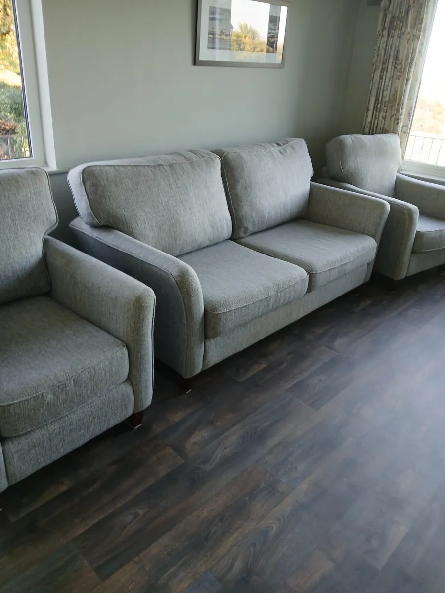 Suite of furniture - Image 4