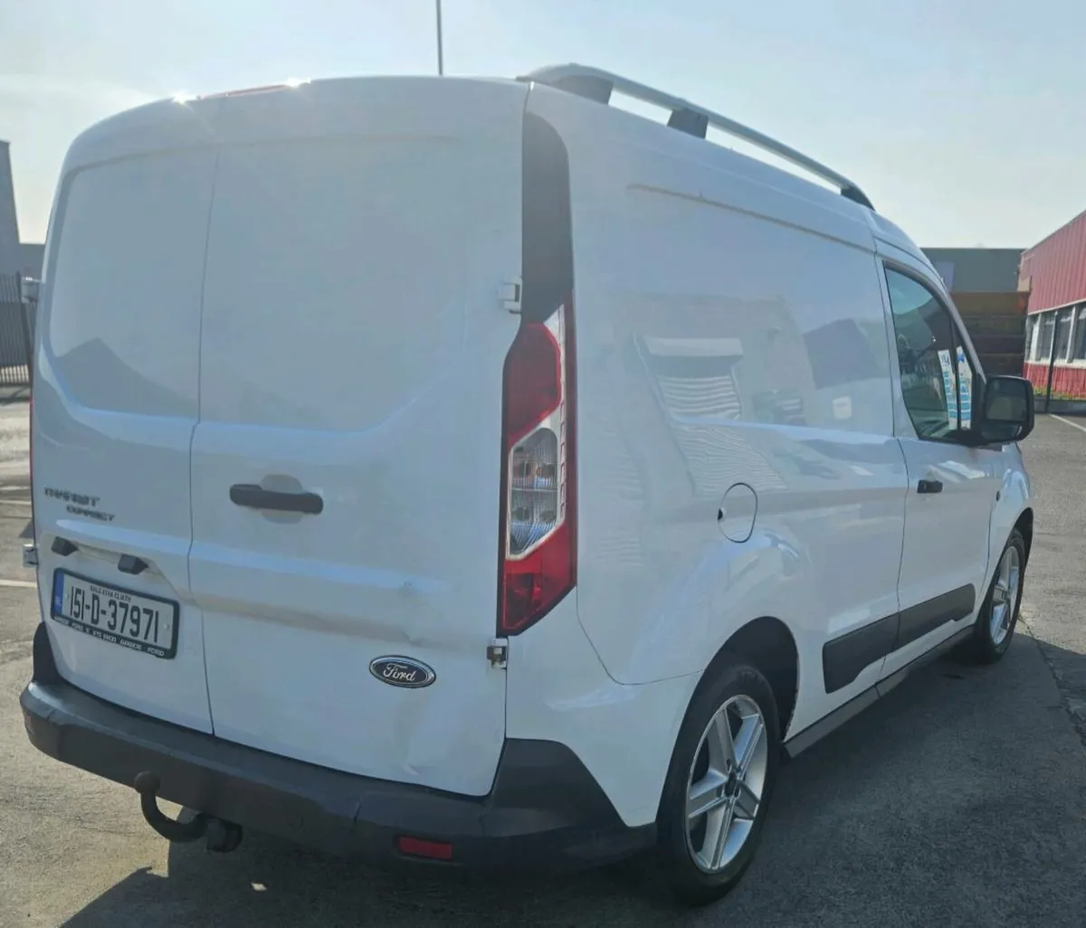 2015 Ford Transit trend model - Image 4