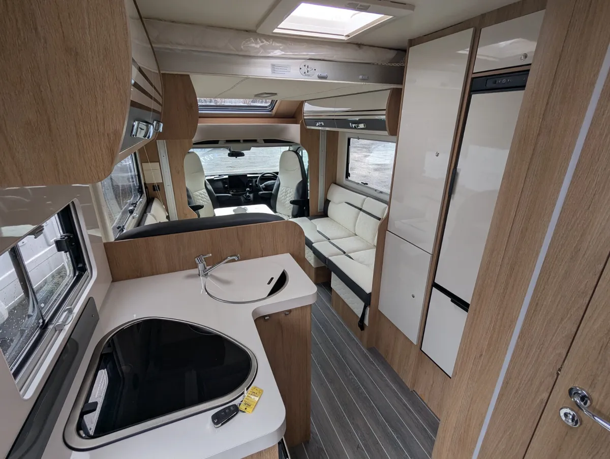 6 Berth Family Motorhome with Bunk Beds - Image 2