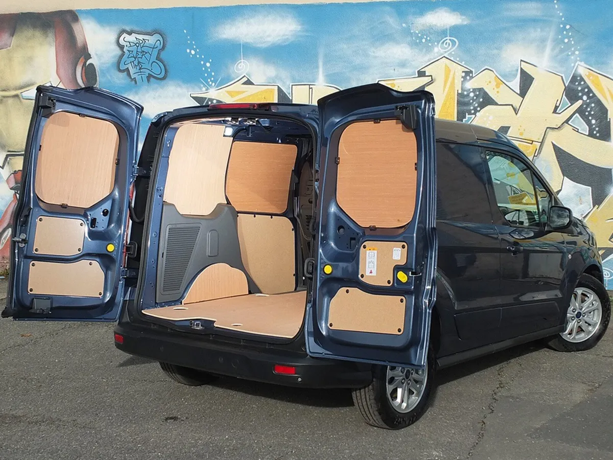 2024 Ford Transit Connect Small Panel Van - Image 3