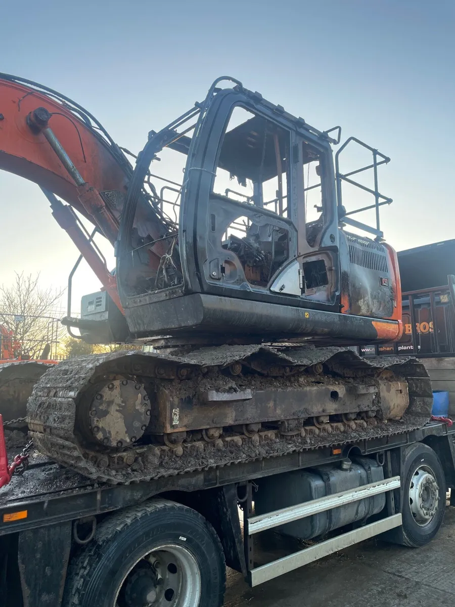 Hitachi ZX130LCN-6 - Image 3