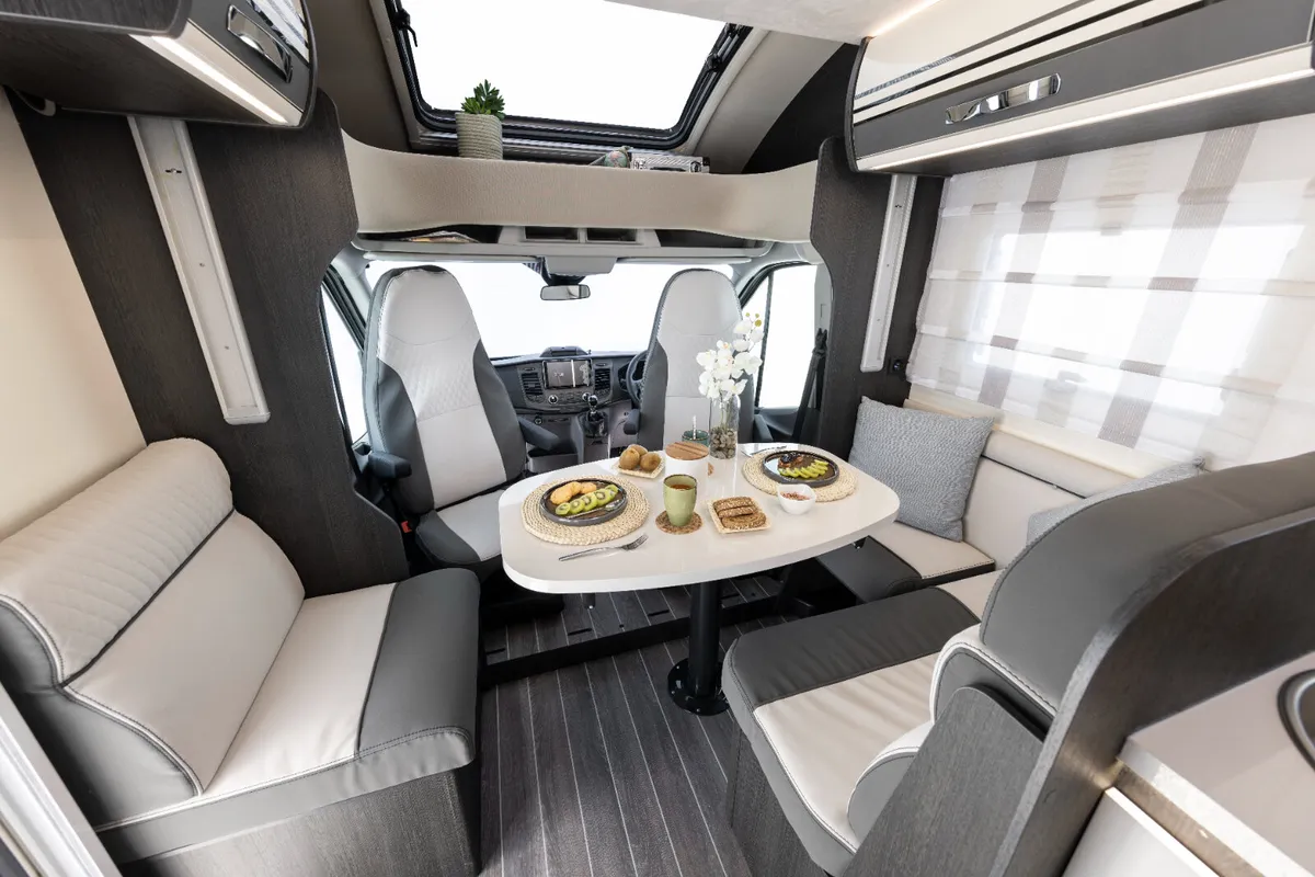 Island Fixed Bed Motorhome - Image 3