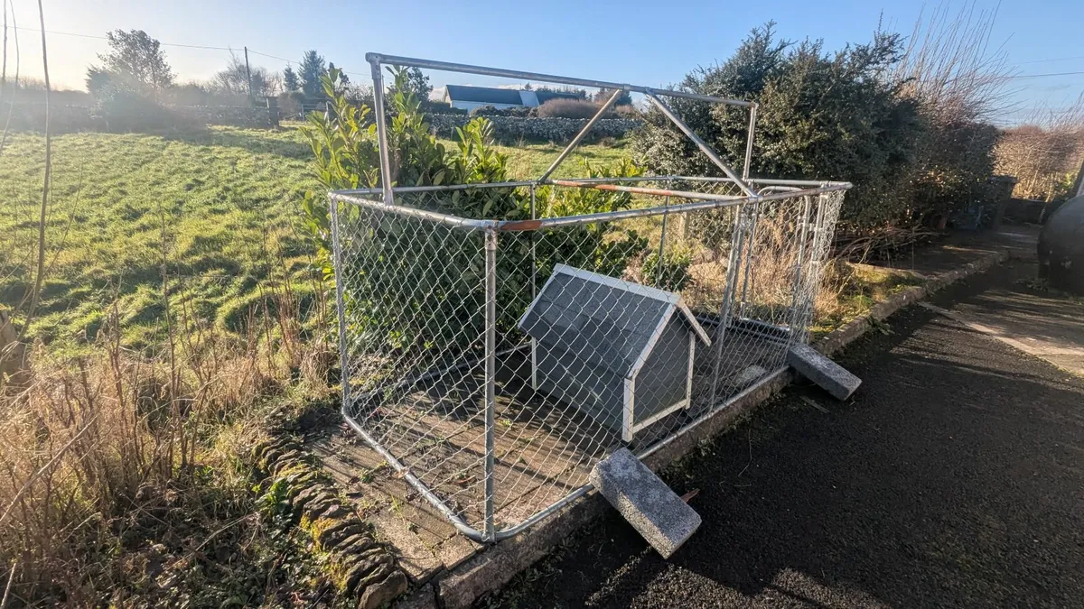 Dog Pen/Kennel - Image 2
