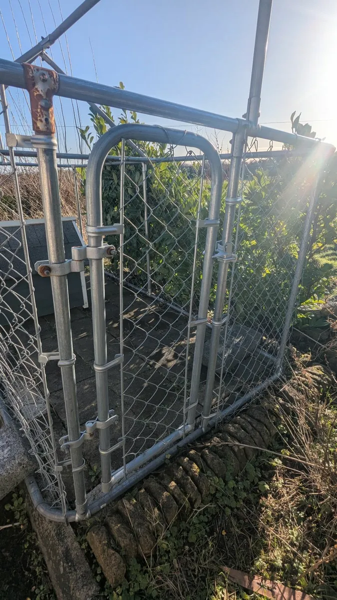 Dog Pen/Kennel - Image 3