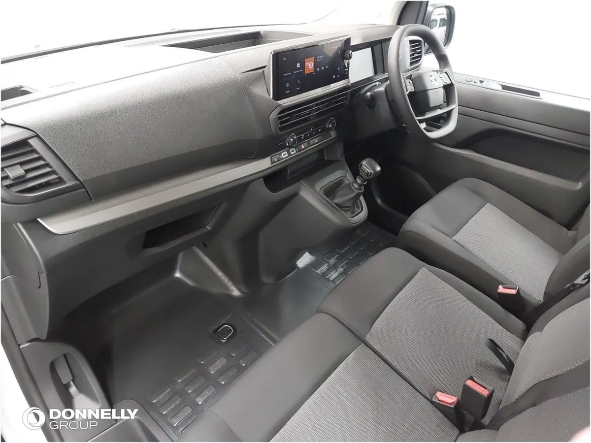 Vauxhall Vivaro Diesel Prime - Image 4