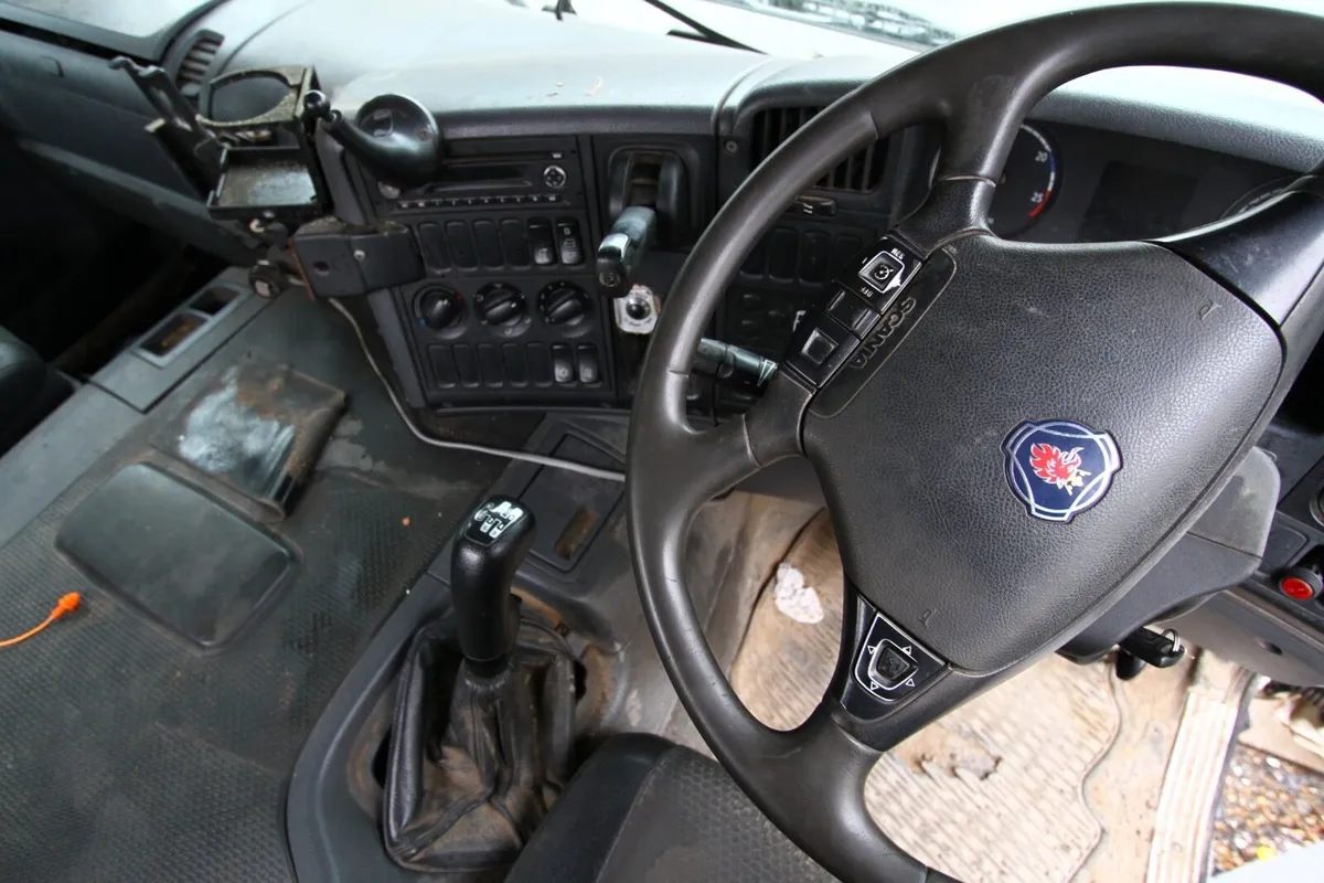 SCANIA MIXER. ( 2015 £ - Image 4