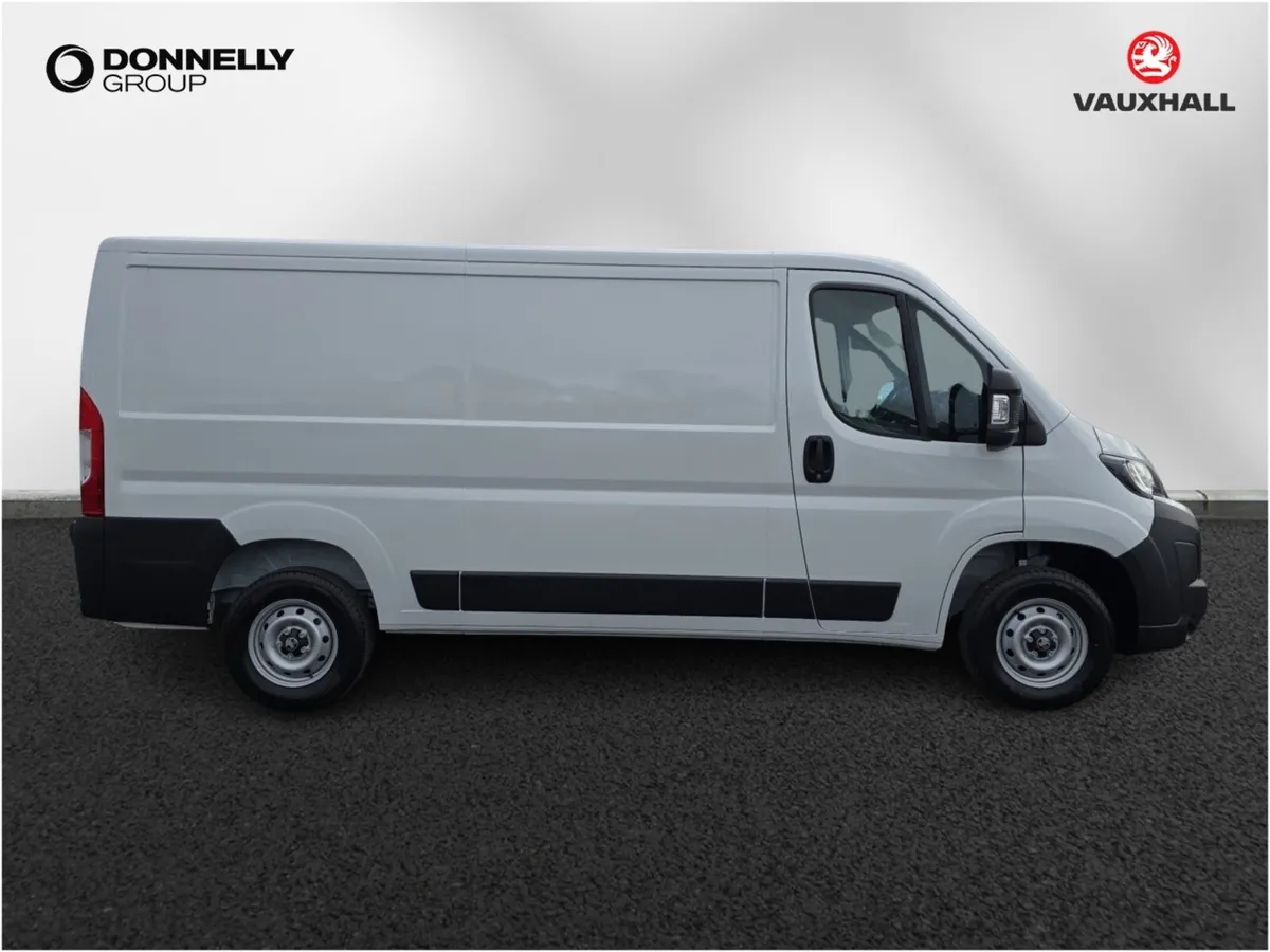 Vauxhall Movano 3500 L2 Diesel Fwd Prime - Image 3