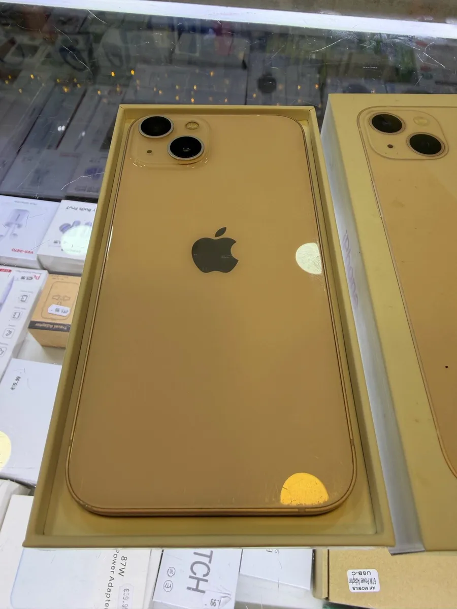 iPhone 13  unlocked - Image 4