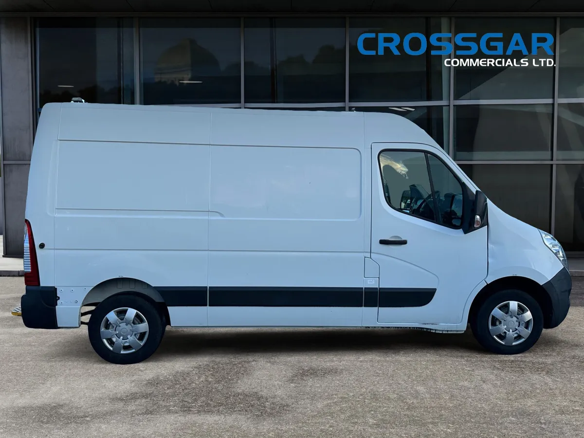 NI VAN NO IMPORT TARIFF IDEAL AS MOBILE WORKSHOP - Image 3