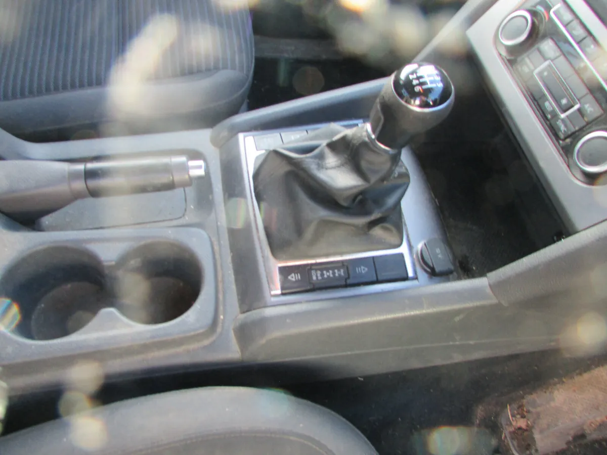 Volkswagen Amarok 2016 - Image 2