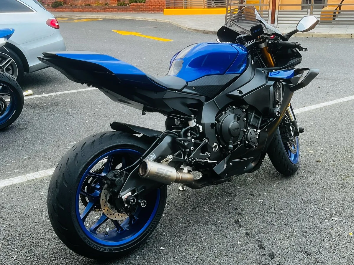 Yamaha R1 2019 - Image 4