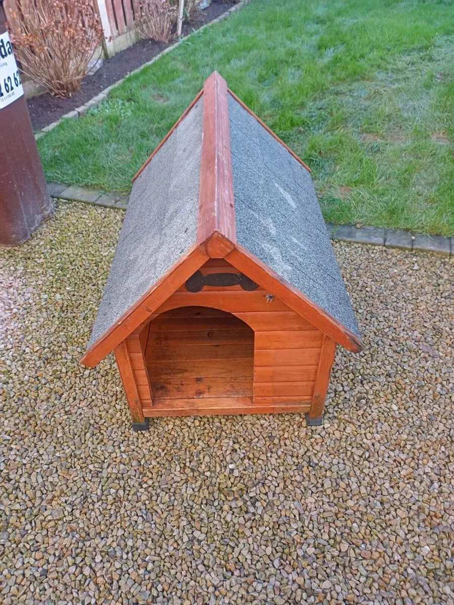 Dog kennel - Image 1