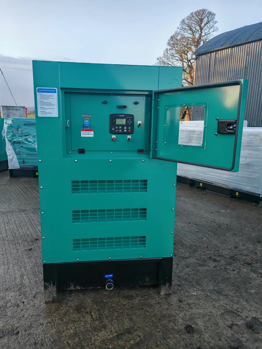 Generator 200 KVA KTEC Cummins Eng New 2025 - Image 3